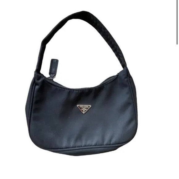 DONT BUY!! (LOOKING FOR VINTAGE PRADA HANDBAG) - Picture 1 of 1
